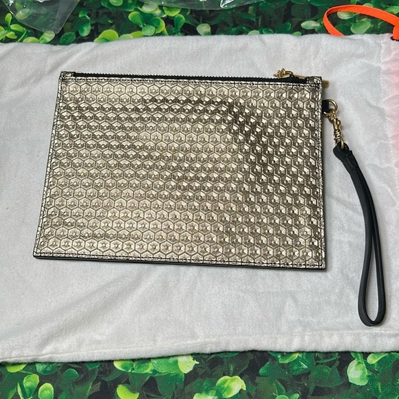 India Hicks Moonlight Metallic Gold Black Leather Clutch Wristlet NEW - Picture 6 of 16